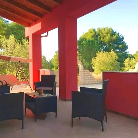 Charming In With Private Pool * Noto