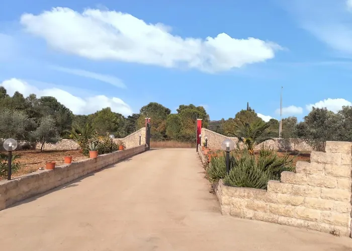 Charming In With Private Pool Vila Noto