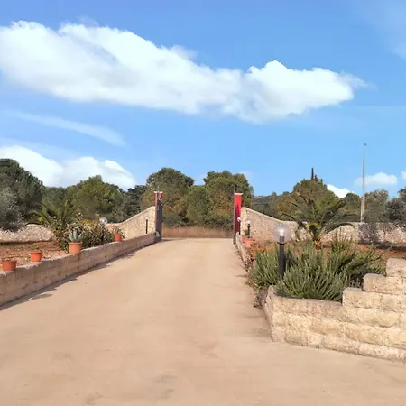 Charming In With Private Pool Villa Noto