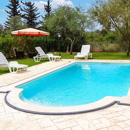 Charming In With Private Pool וילה