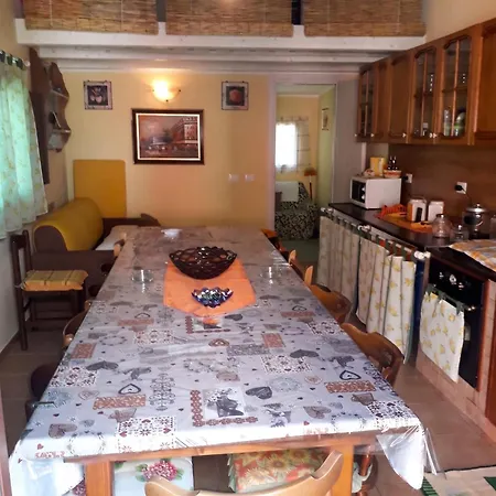 Villa Charming In With Private Pool