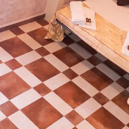 Charming In With Private Pool * Noto
