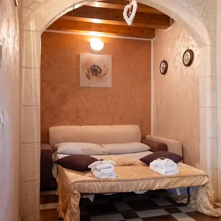 Charming In With Private Pool Villa Noto