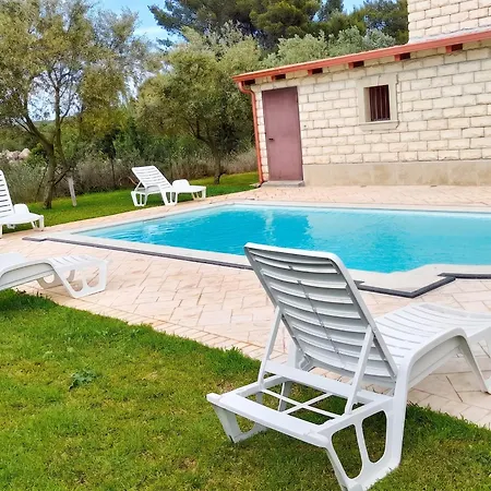 Charming In With Private Pool * נוטו