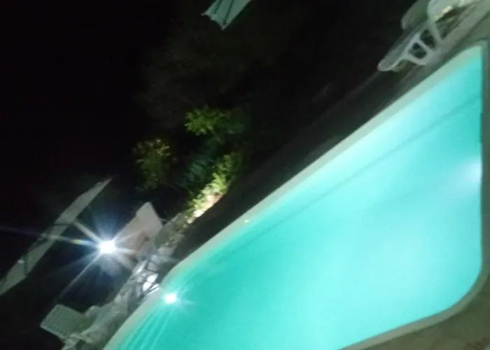 Charming In With Private Pool