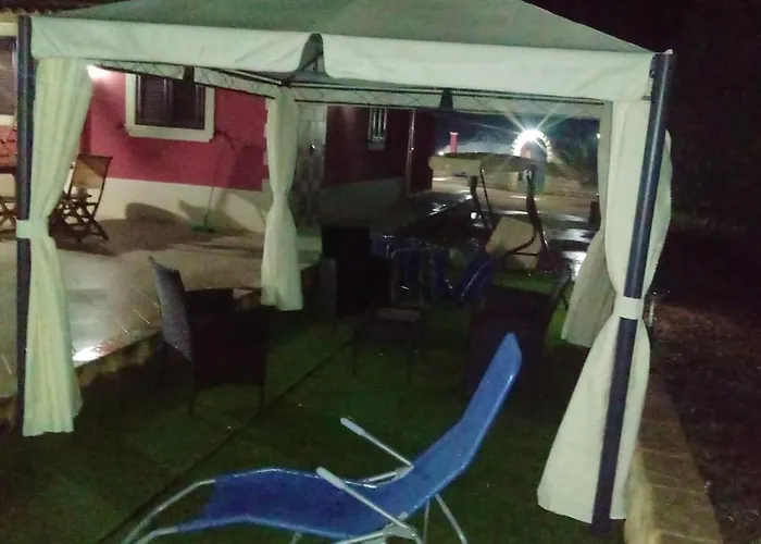 Charming In With Private Pool Noto