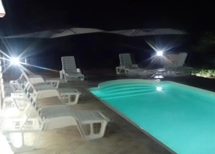 Charming In With Private Pool