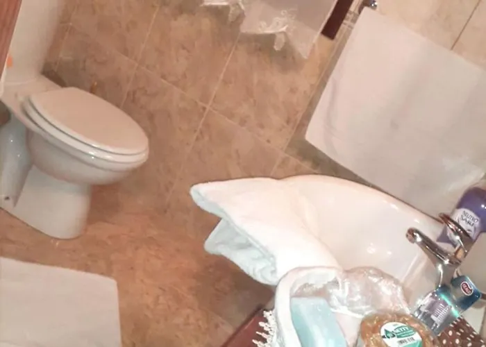 Charming In With Private Pool * Noto